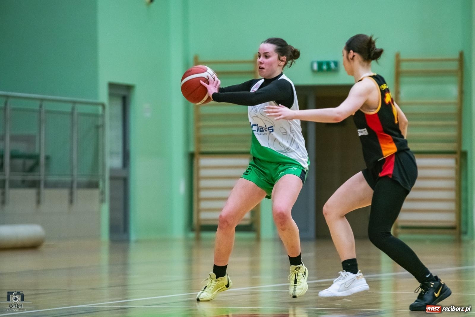 Zdjęcie w galerii na portalu naszraciborz.pl: Koszykówka. Dwa mecze z Wisłą i tylko dwa punkty RKK [FOTO i WIDEO] wiadomości z regionu