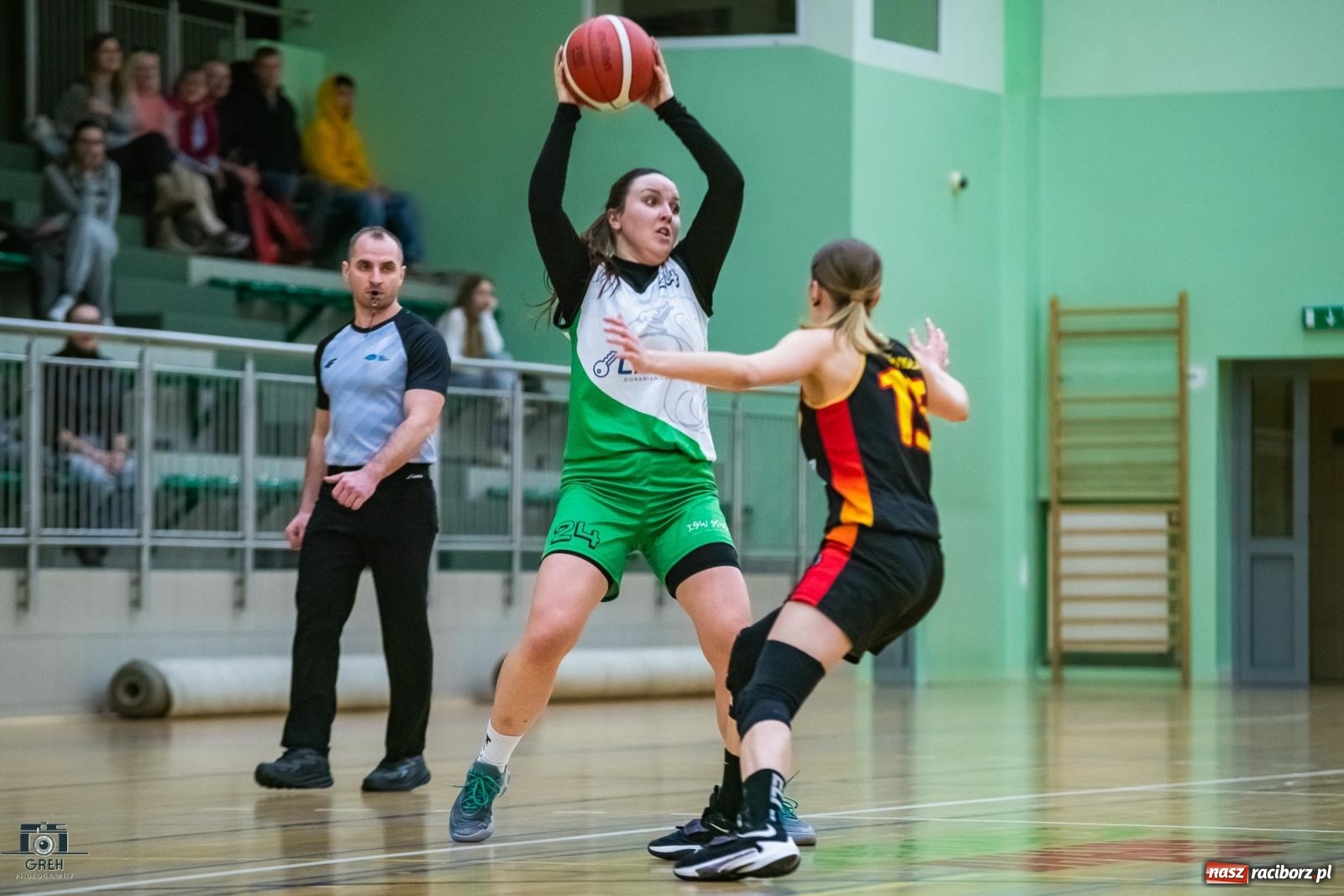 Zdjęcie w galerii na portalu naszraciborz.pl: Koszykówka. Dwa mecze z Wisłą i tylko dwa punkty RKK [FOTO i WIDEO] wiadomości z regionu