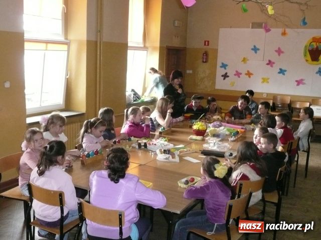 Zdjęcie w galerii na portalu naszraciborz.pl: IV warsztaty kroszonkarskie już za nami wiadomości z regionu