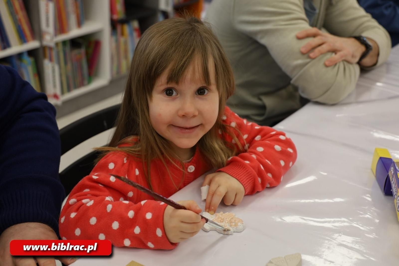 Zdjęcie w galerii na portalu naszraciborz.pl: Klub Ojca w bibliotece na dobry początek ferii zimowych wiadomości z regionu