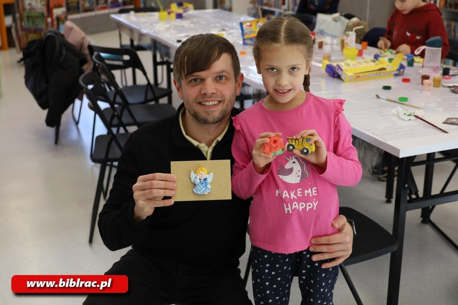 Zdjęcie w galerii na portalu naszraciborz.pl: Klub Ojca w bibliotece na dobry początek ferii zimowych wiadomości z regionu