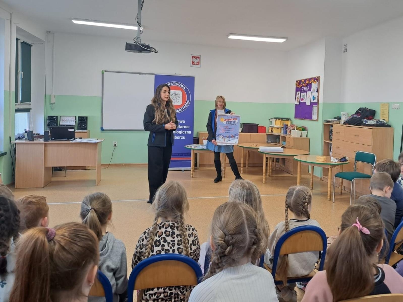 Zdjęcie w galerii na portalu naszraciborz.pl: Akcja Bezpieczne Ferie 2025 rozpoczęta wiadomości z regionu