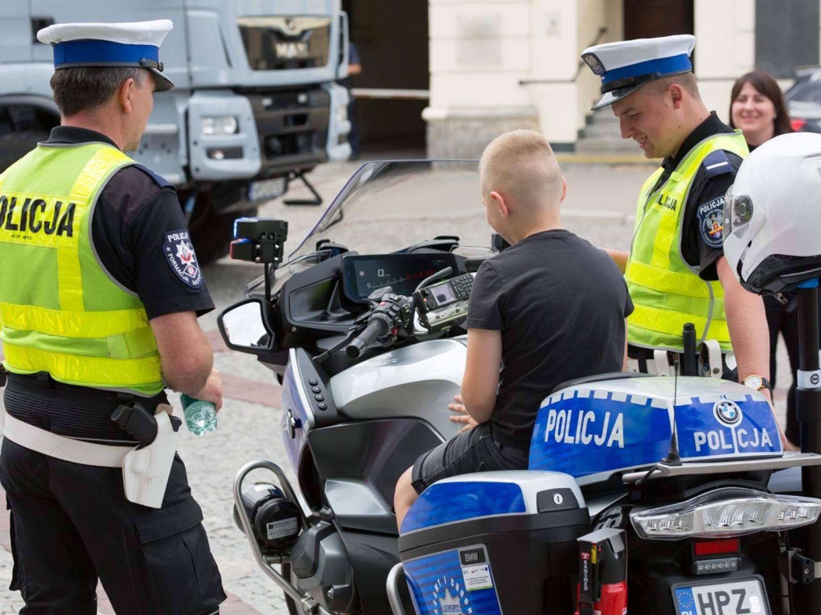 Zdjęcie w galerii na portalu naszraciborz.pl: Startuje #SuperDzielnicowy 2025! wiadomości z regionu