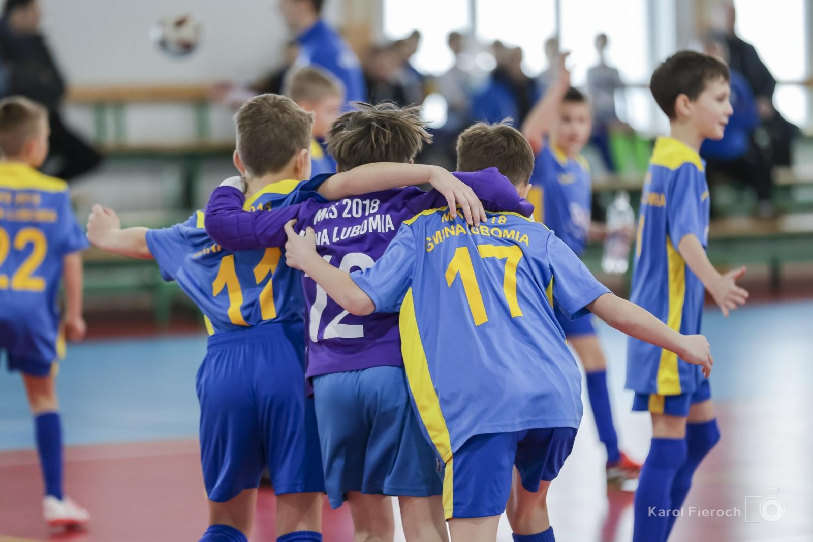 Zdjęcie w galerii na portalu naszraciborz.pl: Unia Turza Śląska zdominowała II halowy turniej im. Arkadiusza Kühna [FOTO] wiadomości z regionu