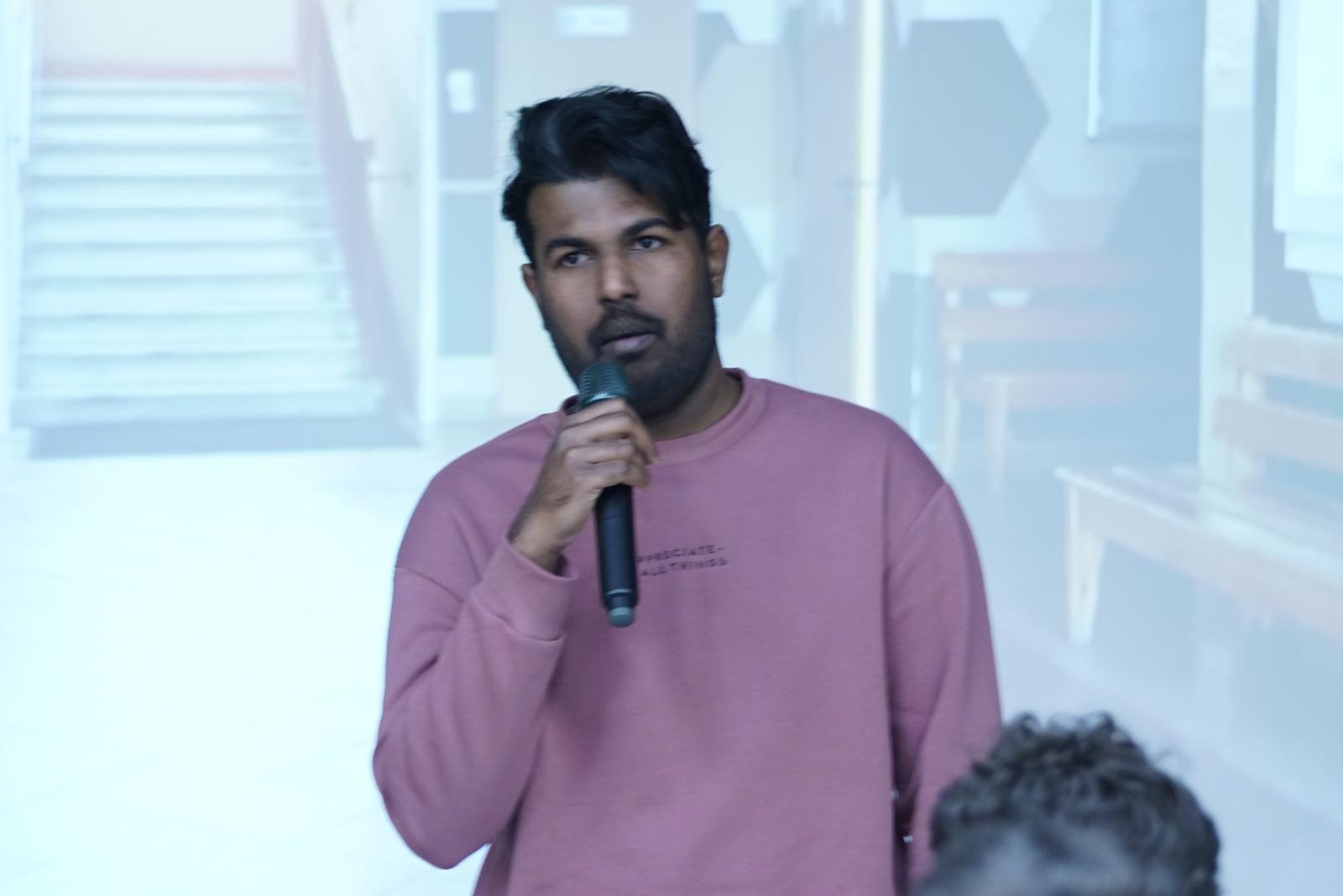 Zdjęcie w galerii na portalu naszraciborz.pl: Wizyta stypendystów AGH – UNESCO w Mechaniku wiadomości z regionu