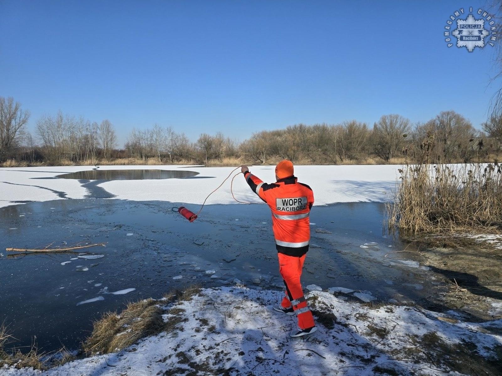 Zdjęcie w galerii na portalu naszraciborz.pl: WOPR i policja nad wodą. Kontrola zbiorników w powiecie wiadomości z regionu