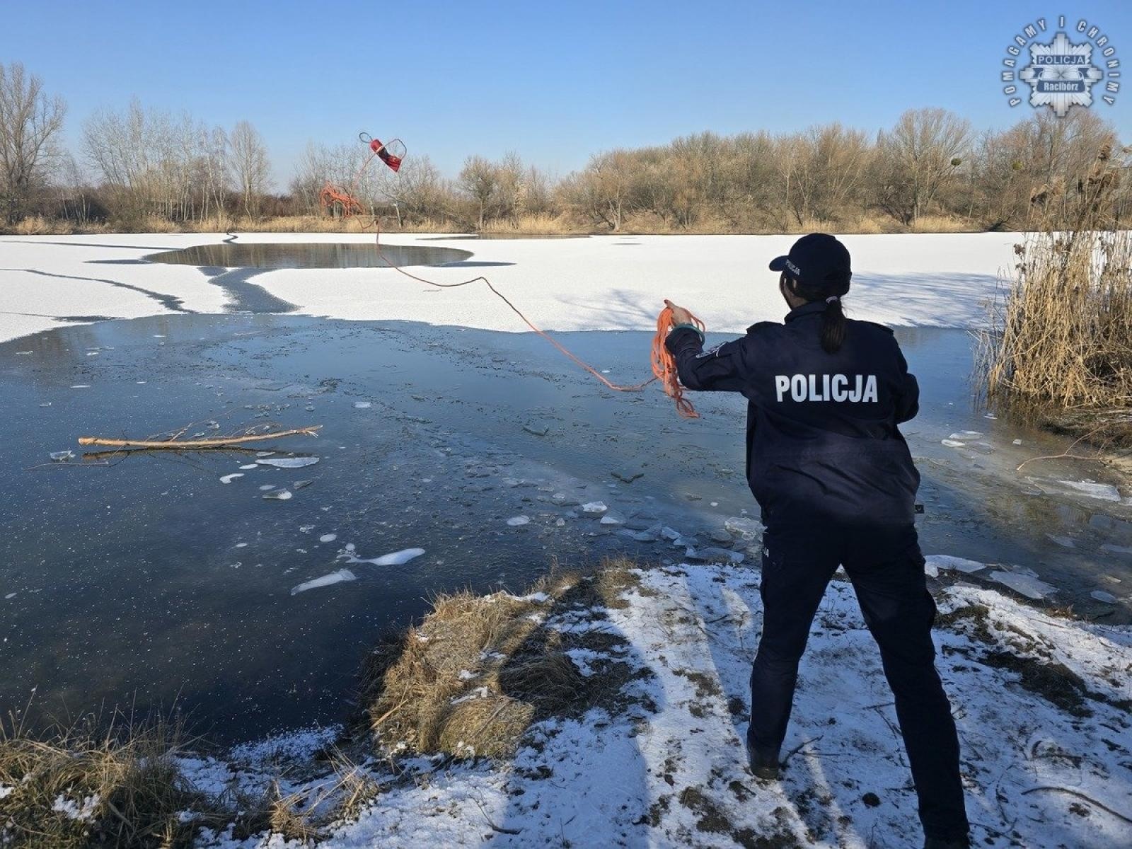 Zdjęcie w galerii na portalu naszraciborz.pl: WOPR i policja nad wodą. Kontrola zbiorników w powiecie wiadomości z regionu