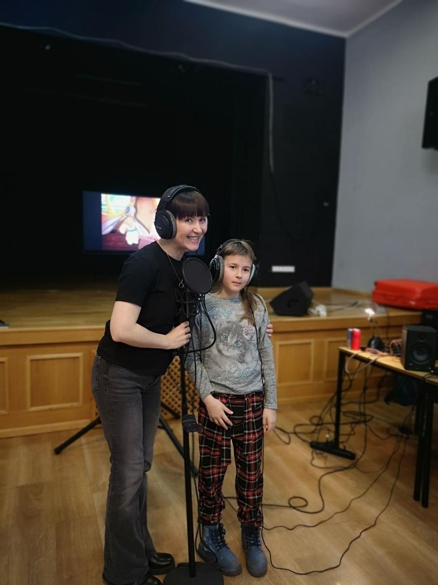 Zdjęcie w galerii na portalu naszraciborz.pl: Katarzyna Łaska poprowadziła warsztaty dubbingowe w MDK Racibórz wiadomości z regionu