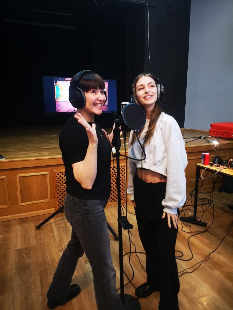 Zdjęcie w galerii na portalu naszraciborz.pl: Katarzyna Łaska poprowadziła warsztaty dubbingowe w MDK Racibórz wiadomości z regionu