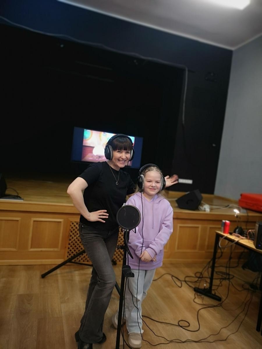Zdjęcie w galerii na portalu naszraciborz.pl: Katarzyna Łaska poprowadziła warsztaty dubbingowe w MDK Racibórz wiadomości z regionu