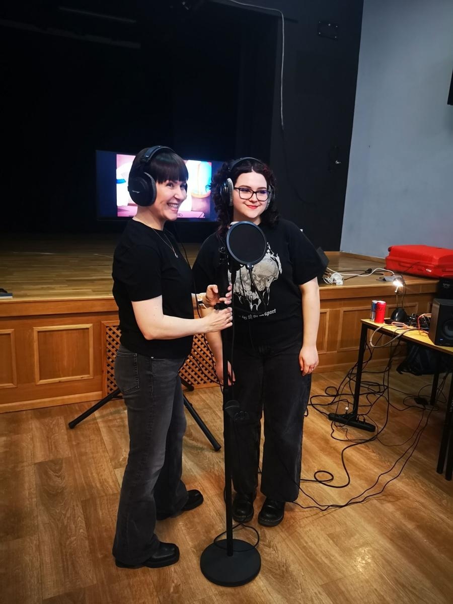 Zdjęcie w galerii na portalu naszraciborz.pl: Katarzyna Łaska poprowadziła warsztaty dubbingowe w MDK Racibórz wiadomości z regionu