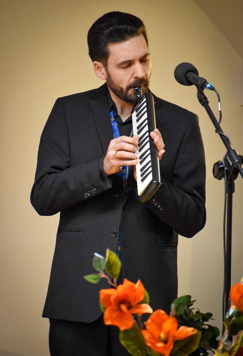 Zdjęcie w galerii na portalu naszraciborz.pl: Poezja i muzyka o miłości w wyjątkowym montażu słowno-muzycznym na Zamku Piastowskim wiadomości z regionu