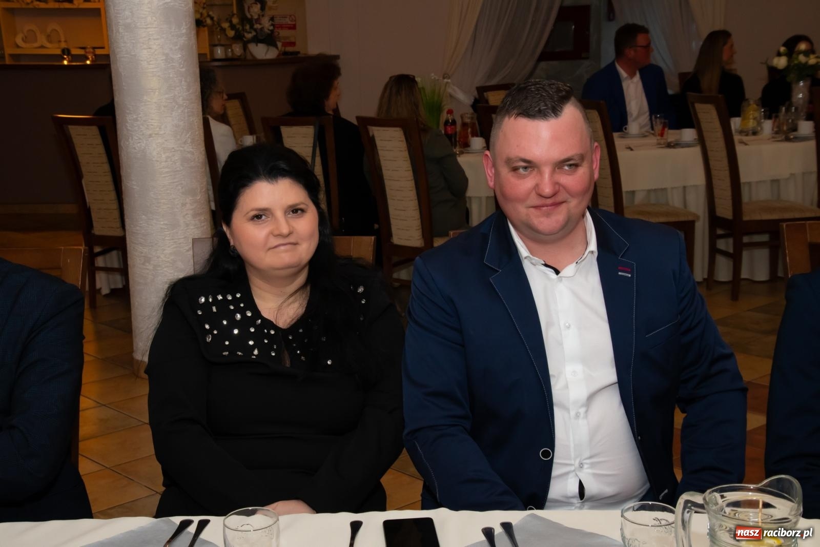 Zdjęcie w galerii na portalu naszraciborz.pl: Fiala Przedsiębiorczości Gminy Rudnik 2025: Nagrodzono lokalnych liderów i innowatorów wiadomości z regionu