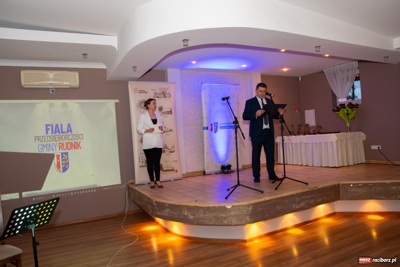 Zdjęcie w galerii na portalu naszraciborz.pl: Fiala Przedsiębiorczości Gminy Rudnik 2025: Nagrodzono lokalnych liderów i innowatorów wiadomości z regionu