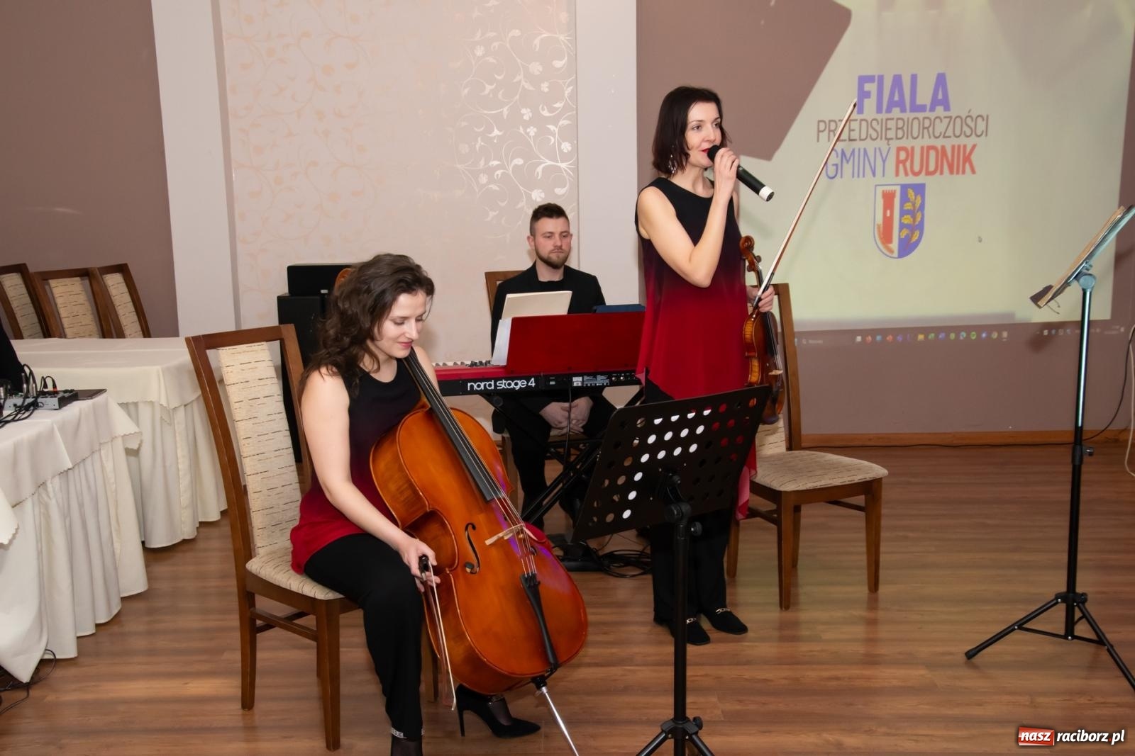 Zdjęcie w galerii na portalu naszraciborz.pl: Fiala Przedsiębiorczości Gminy Rudnik 2025: Nagrodzono lokalnych liderów i innowatorów wiadomości z regionu