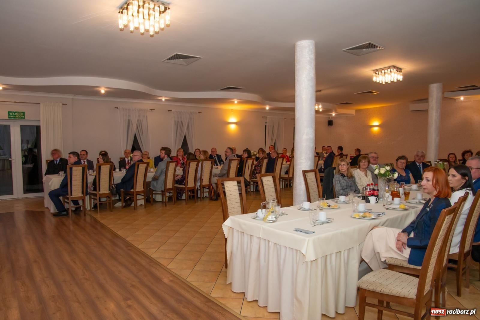 Zdjęcie w galerii na portalu naszraciborz.pl: Fiala Przedsiębiorczości Gminy Rudnik 2025: Nagrodzono lokalnych liderów i innowatorów wiadomości z regionu