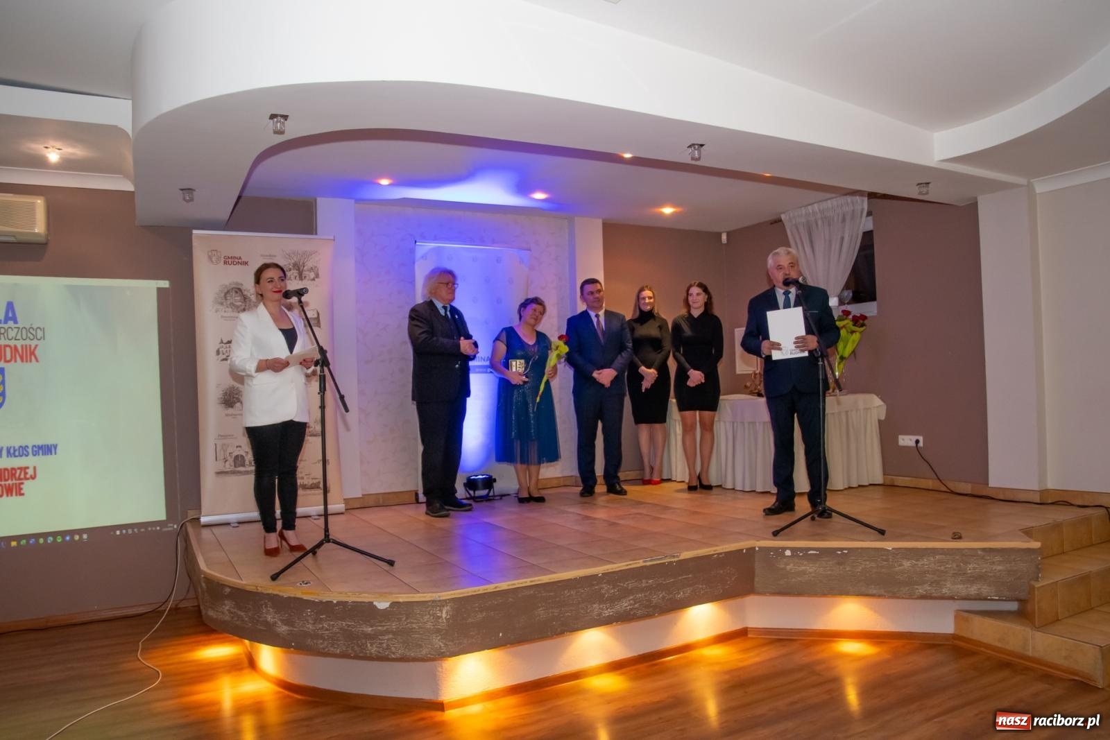 Zdjęcie w galerii na portalu naszraciborz.pl: Fiala Przedsiębiorczości Gminy Rudnik 2025: Nagrodzono lokalnych liderów i innowatorów wiadomości z regionu
