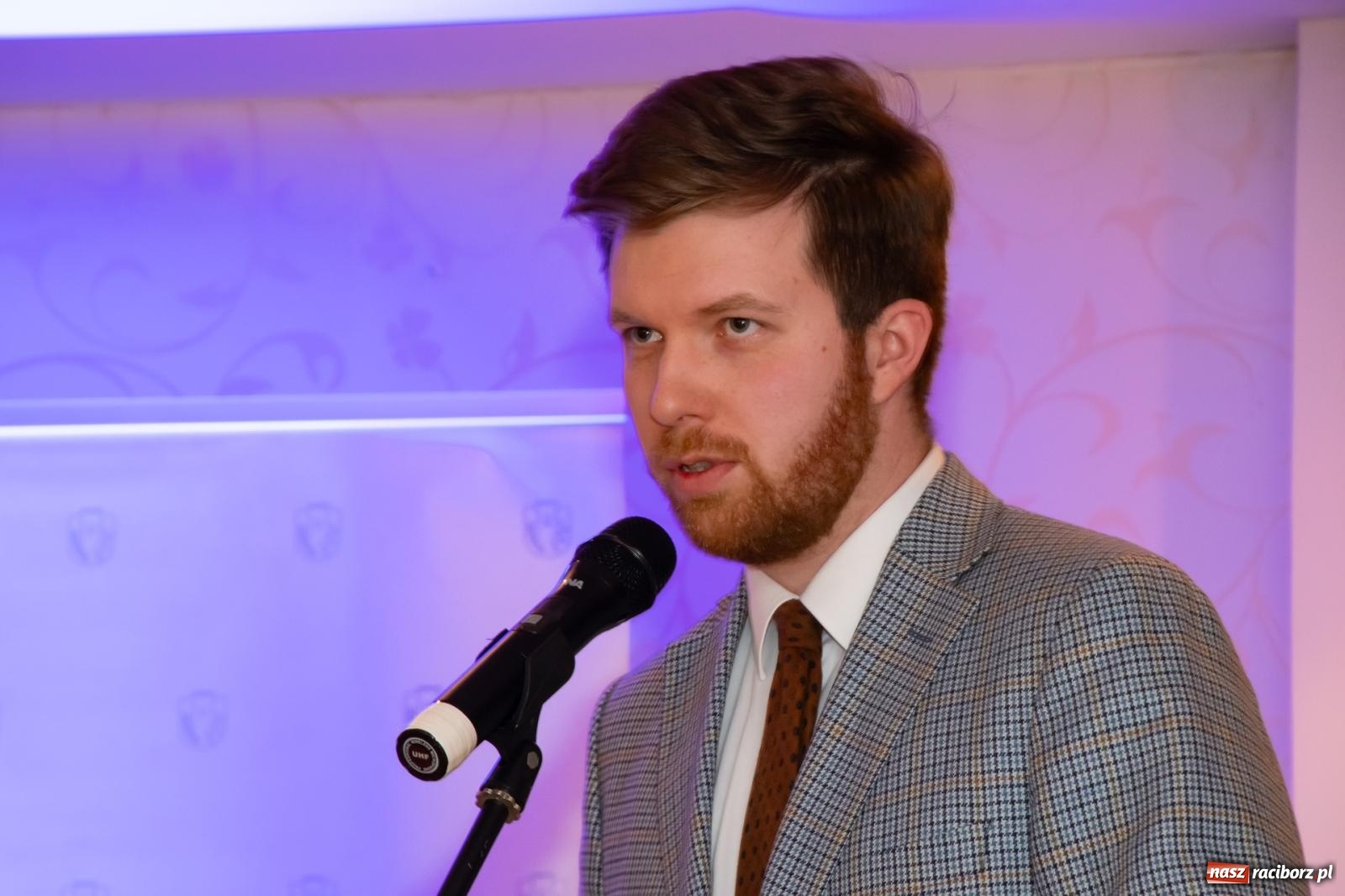 Zdjęcie w galerii na portalu naszraciborz.pl: Fiala Przedsiębiorczości Gminy Rudnik 2025: Nagrodzono lokalnych liderów i innowatorów wiadomości z regionu