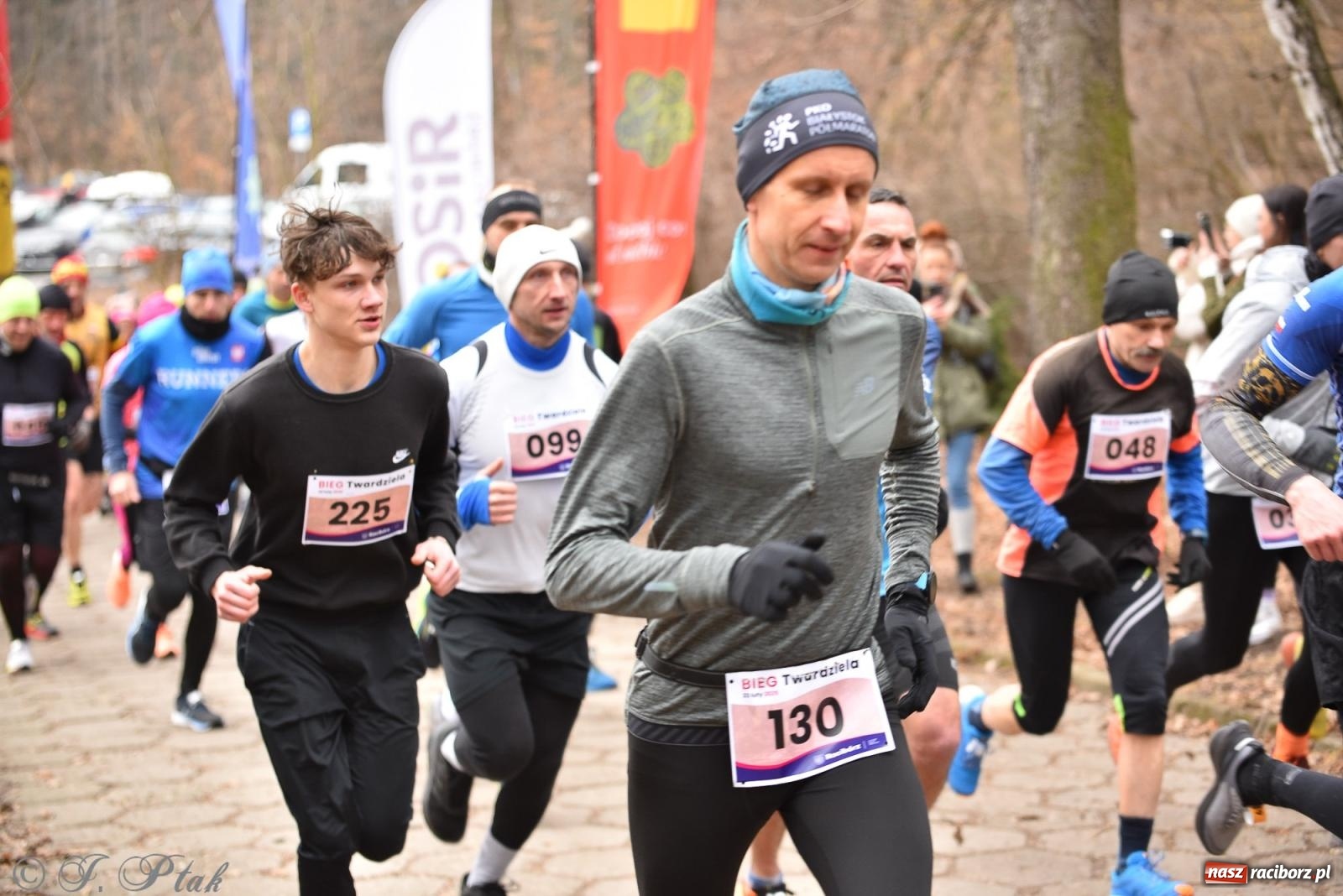 Zdjęcie w galerii na portalu naszraciborz.pl: Mateusz Mrówka zwycięzcą XIII Biegu Twardziela [FOTO i WIDEO] wiadomości z regionu