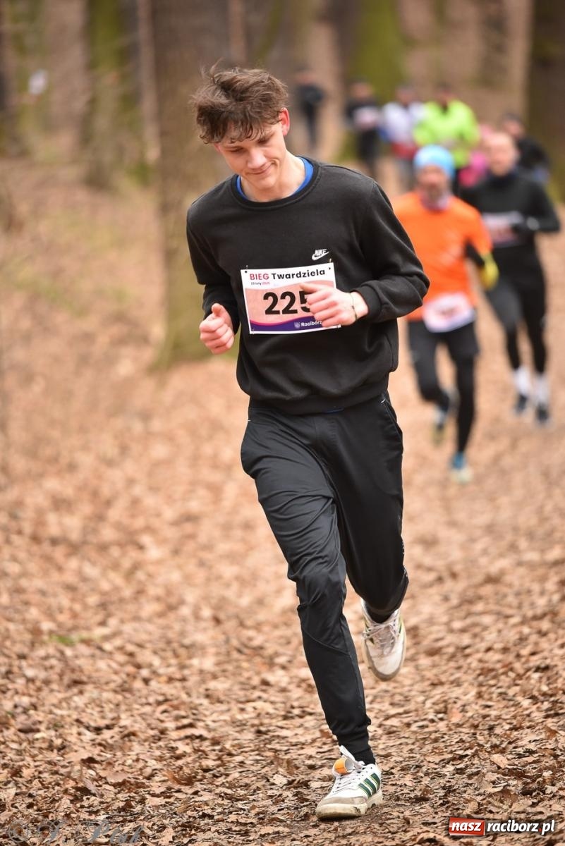 Zdjęcie w galerii na portalu naszraciborz.pl: Mateusz Mrówka zwycięzcą XIII Biegu Twardziela [FOTO i WIDEO] wiadomości z regionu
