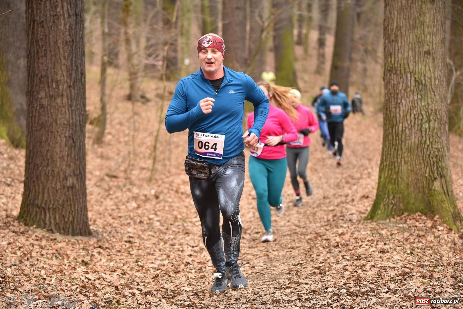 Zdjęcie w galerii na portalu naszraciborz.pl: Mateusz Mrówka zwycięzcą XIII Biegu Twardziela [FOTO i WIDEO] wiadomości z regionu