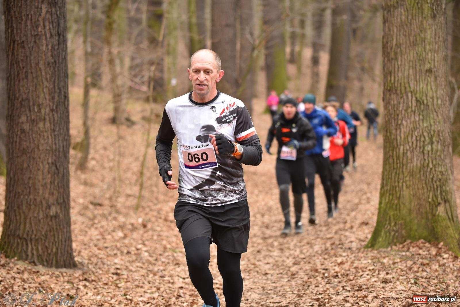 Zdjęcie w galerii na portalu naszraciborz.pl: Mateusz Mrówka zwycięzcą XIII Biegu Twardziela [FOTO i WIDEO] wiadomości z regionu