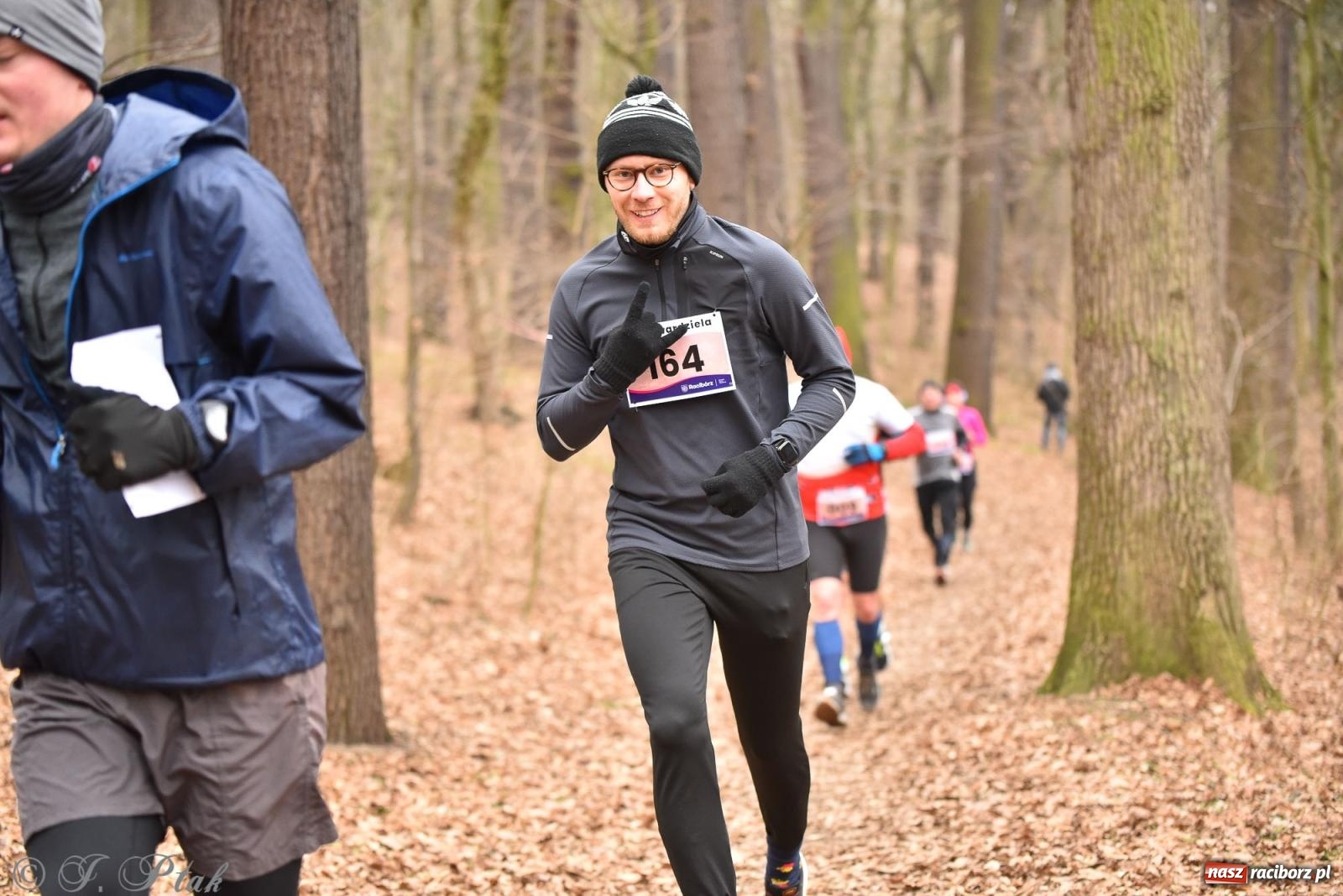 Zdjęcie w galerii na portalu naszraciborz.pl: Mateusz Mrówka zwycięzcą XIII Biegu Twardziela [FOTO i WIDEO] wiadomości z regionu