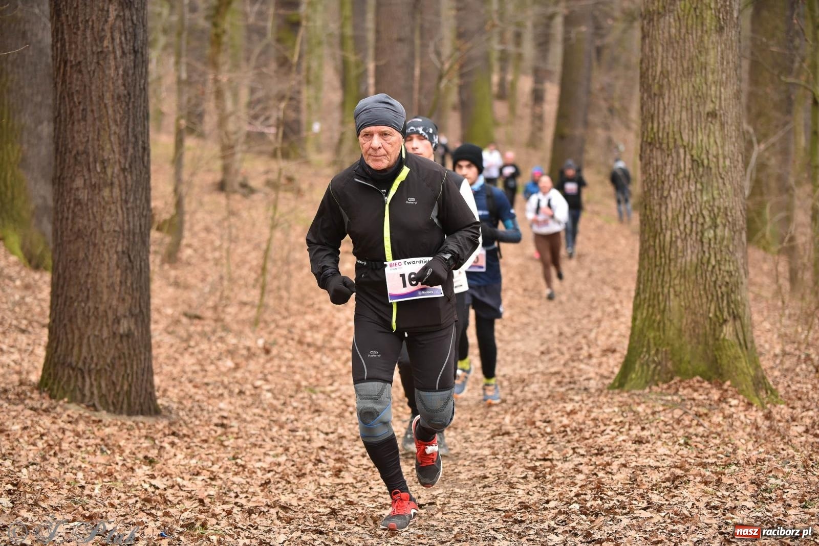 Zdjęcie w galerii na portalu naszraciborz.pl: Mateusz Mrówka zwycięzcą XIII Biegu Twardziela [FOTO i WIDEO] wiadomości z regionu