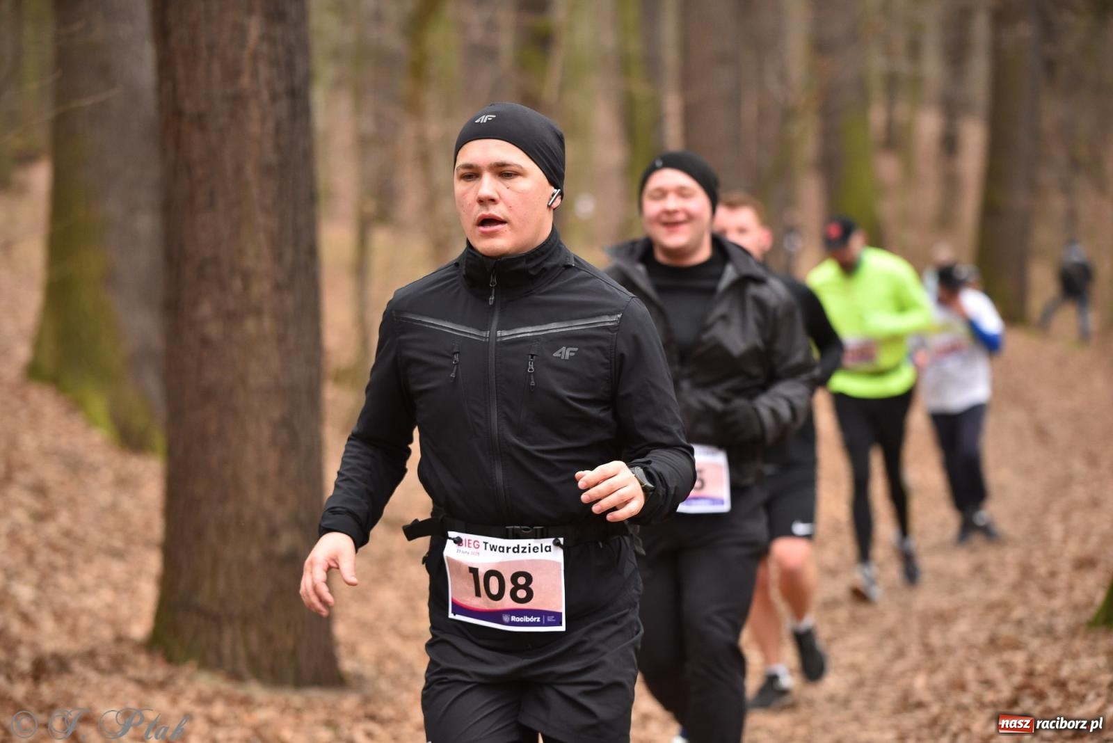 Zdjęcie w galerii na portalu naszraciborz.pl: Mateusz Mrówka zwycięzcą XIII Biegu Twardziela [FOTO i WIDEO] wiadomości z regionu