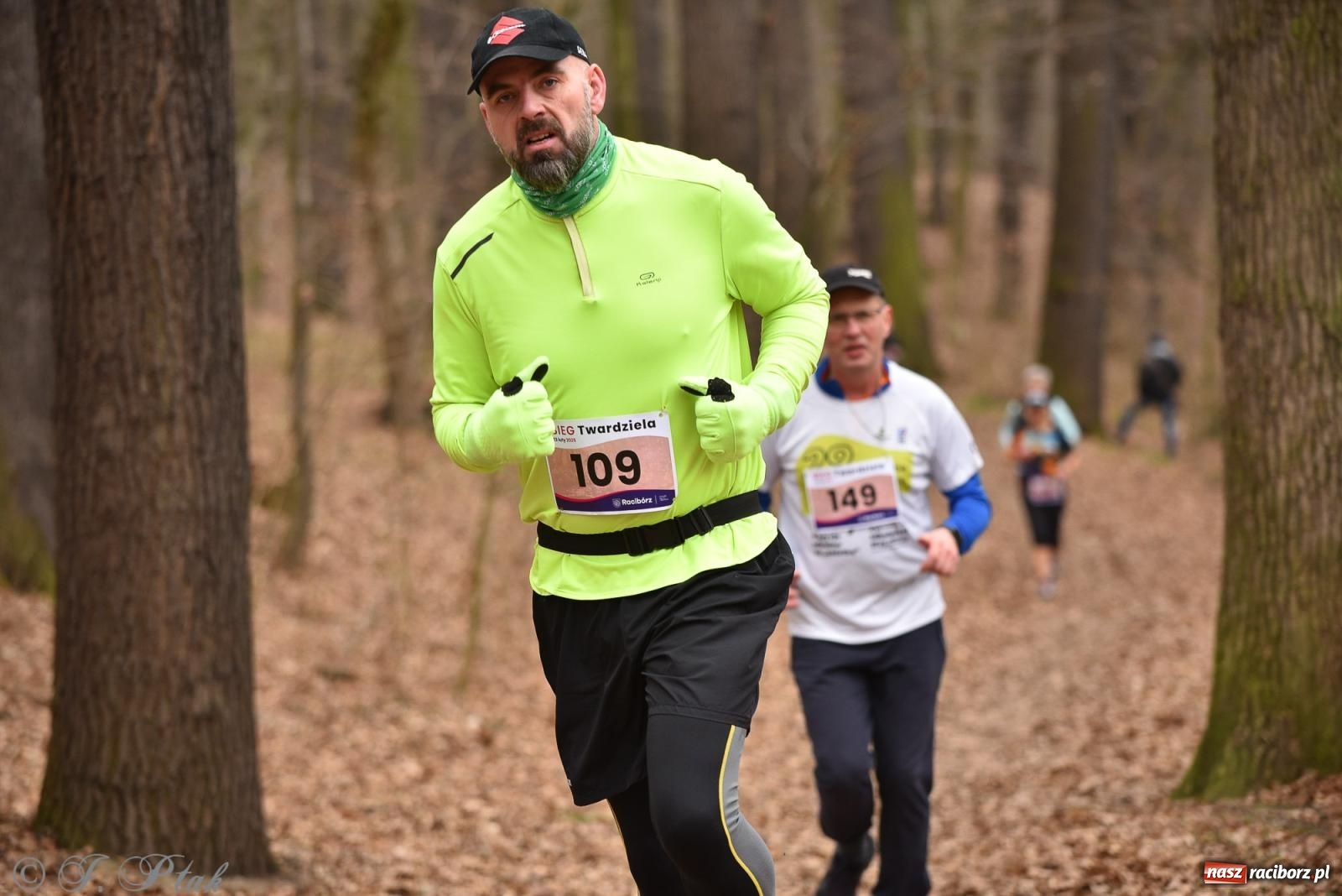 Zdjęcie w galerii na portalu naszraciborz.pl: Mateusz Mrówka zwycięzcą XIII Biegu Twardziela [FOTO i WIDEO] wiadomości z regionu