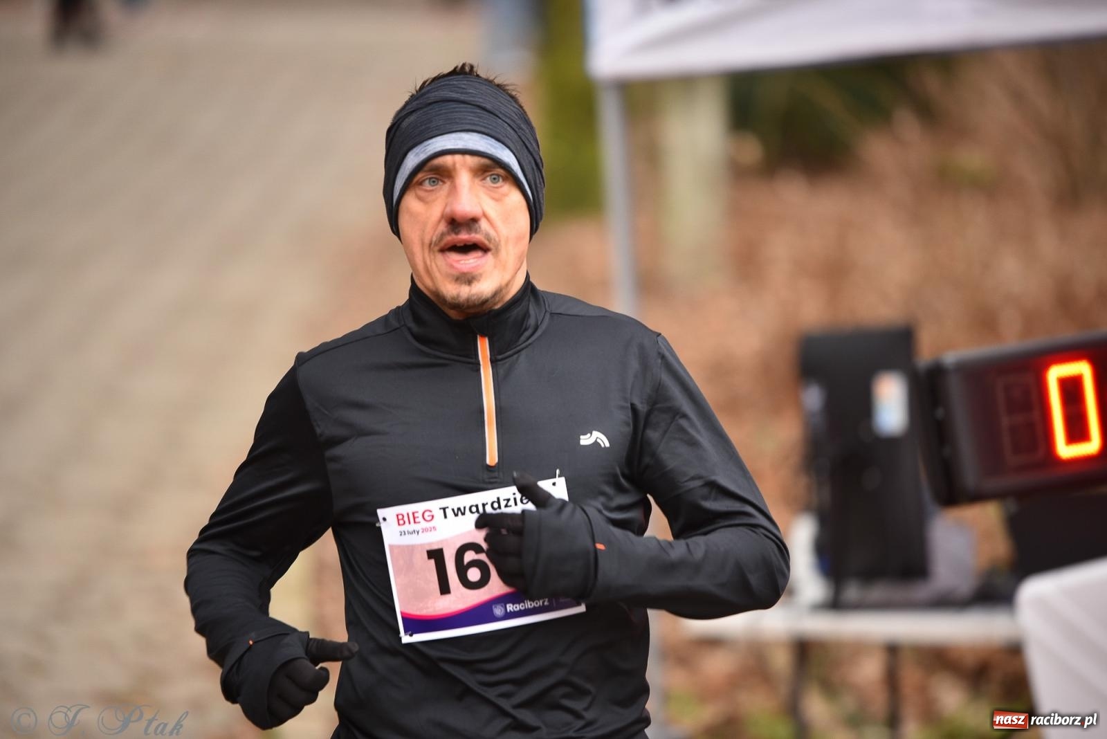 Zdjęcie w galerii na portalu naszraciborz.pl: Mateusz Mrówka zwycięzcą XIII Biegu Twardziela [FOTO i WIDEO] wiadomości z regionu