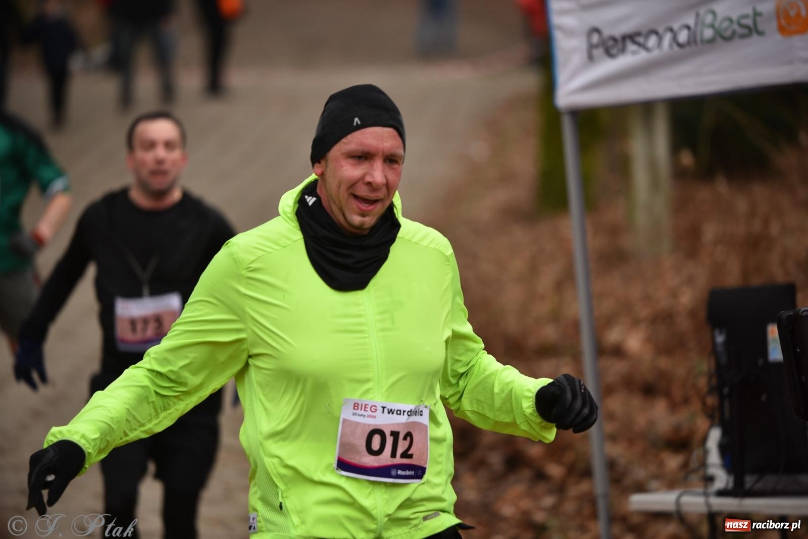 Zdjęcie w galerii na portalu naszraciborz.pl: Mateusz Mrówka zwycięzcą XIII Biegu Twardziela [FOTO i WIDEO] wiadomości z regionu