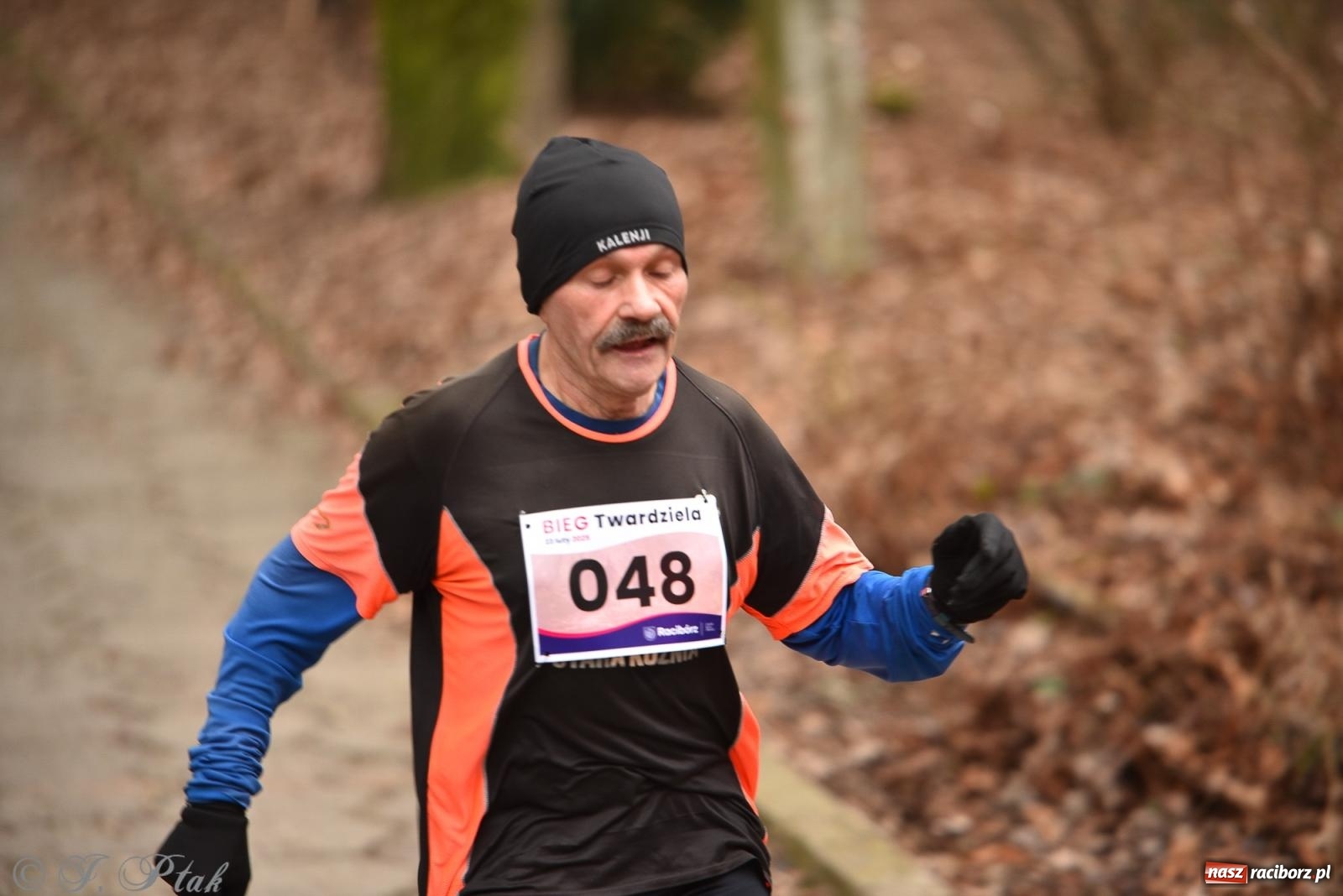 Zdjęcie w galerii na portalu naszraciborz.pl: Mateusz Mrówka zwycięzcą XIII Biegu Twardziela [FOTO i WIDEO] wiadomości z regionu