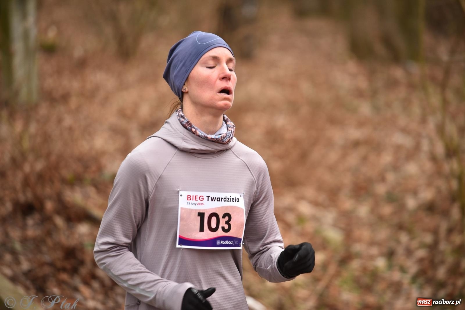 Zdjęcie w galerii na portalu naszraciborz.pl: Mateusz Mrówka zwycięzcą XIII Biegu Twardziela [FOTO i WIDEO] wiadomości z regionu
