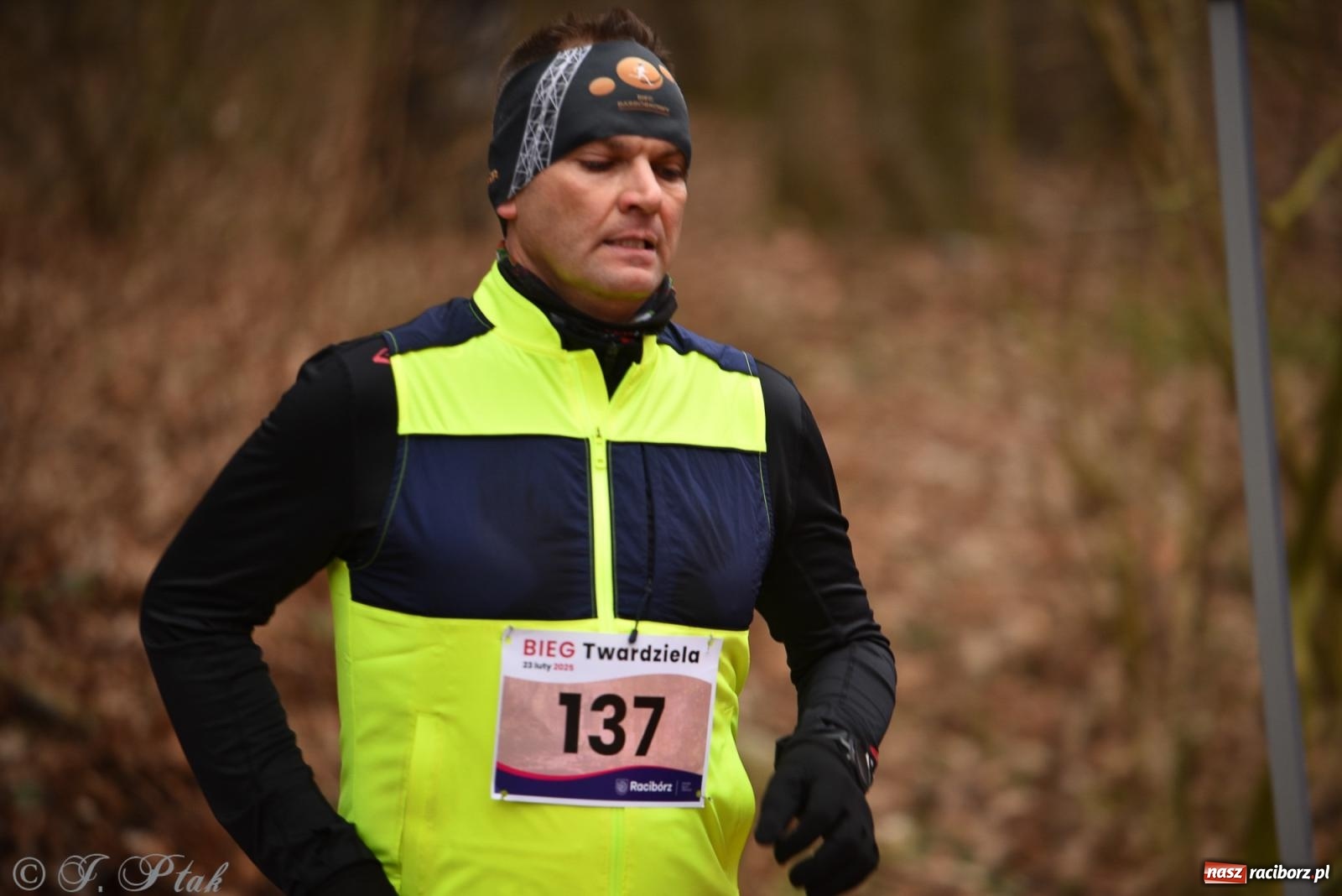 Zdjęcie w galerii na portalu naszraciborz.pl: Mateusz Mrówka zwycięzcą XIII Biegu Twardziela [FOTO i WIDEO] wiadomości z regionu