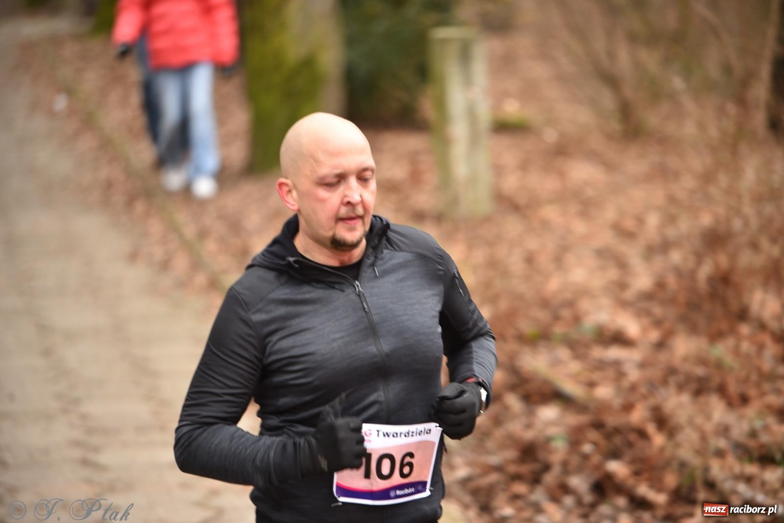 Zdjęcie w galerii na portalu naszraciborz.pl: Mateusz Mrówka zwycięzcą XIII Biegu Twardziela [FOTO i WIDEO] wiadomości z regionu