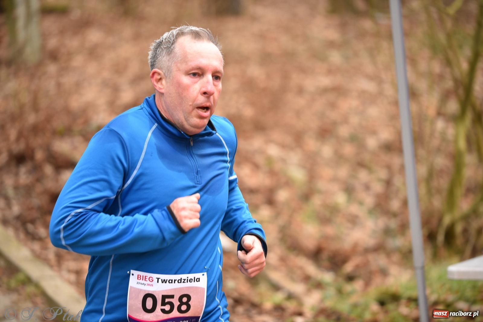 Zdjęcie w galerii na portalu naszraciborz.pl: Mateusz Mrówka zwycięzcą XIII Biegu Twardziela [FOTO i WIDEO] wiadomości z regionu