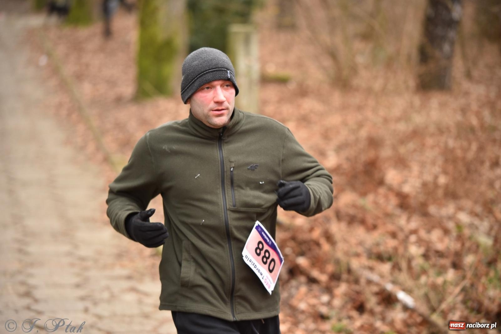 Zdjęcie w galerii na portalu naszraciborz.pl: Mateusz Mrówka zwycięzcą XIII Biegu Twardziela [FOTO i WIDEO] wiadomości z regionu