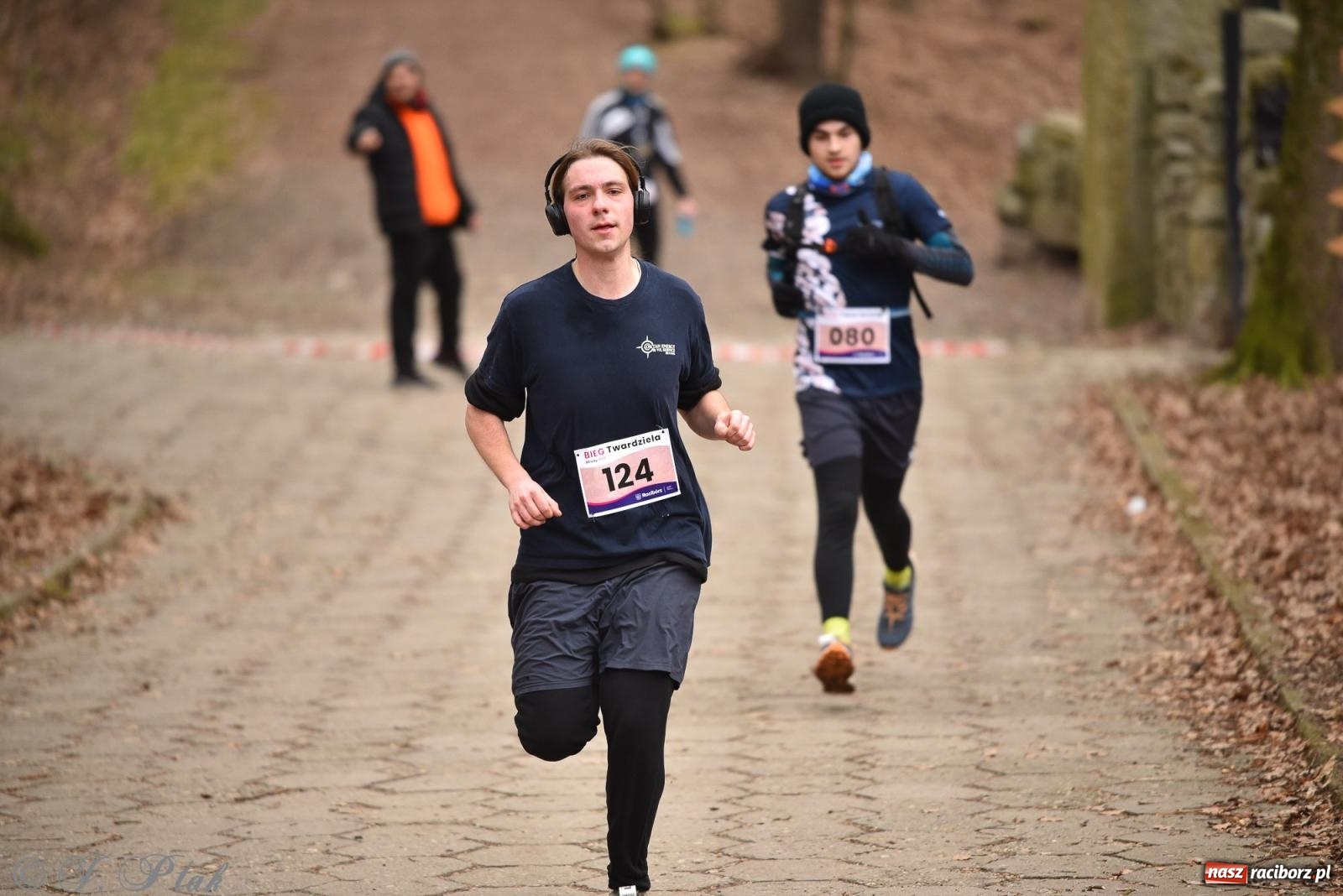 Zdjęcie w galerii na portalu naszraciborz.pl: Mateusz Mrówka zwycięzcą XIII Biegu Twardziela [FOTO i WIDEO] wiadomości z regionu