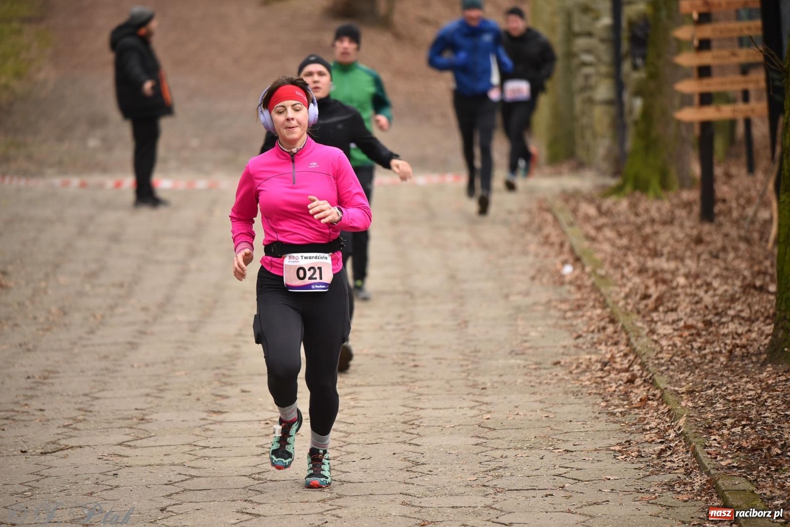 Zdjęcie w galerii na portalu naszraciborz.pl: Mateusz Mrówka zwycięzcą XIII Biegu Twardziela [FOTO i WIDEO] wiadomości z regionu
