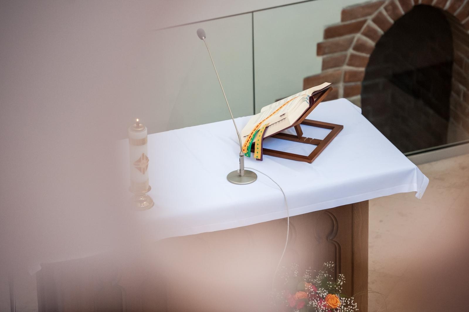 Zdjęcie w galerii na portalu naszraciborz.pl: Msza św. w intencji chorych w kaplicy zamkowej  wiadomości z regionu