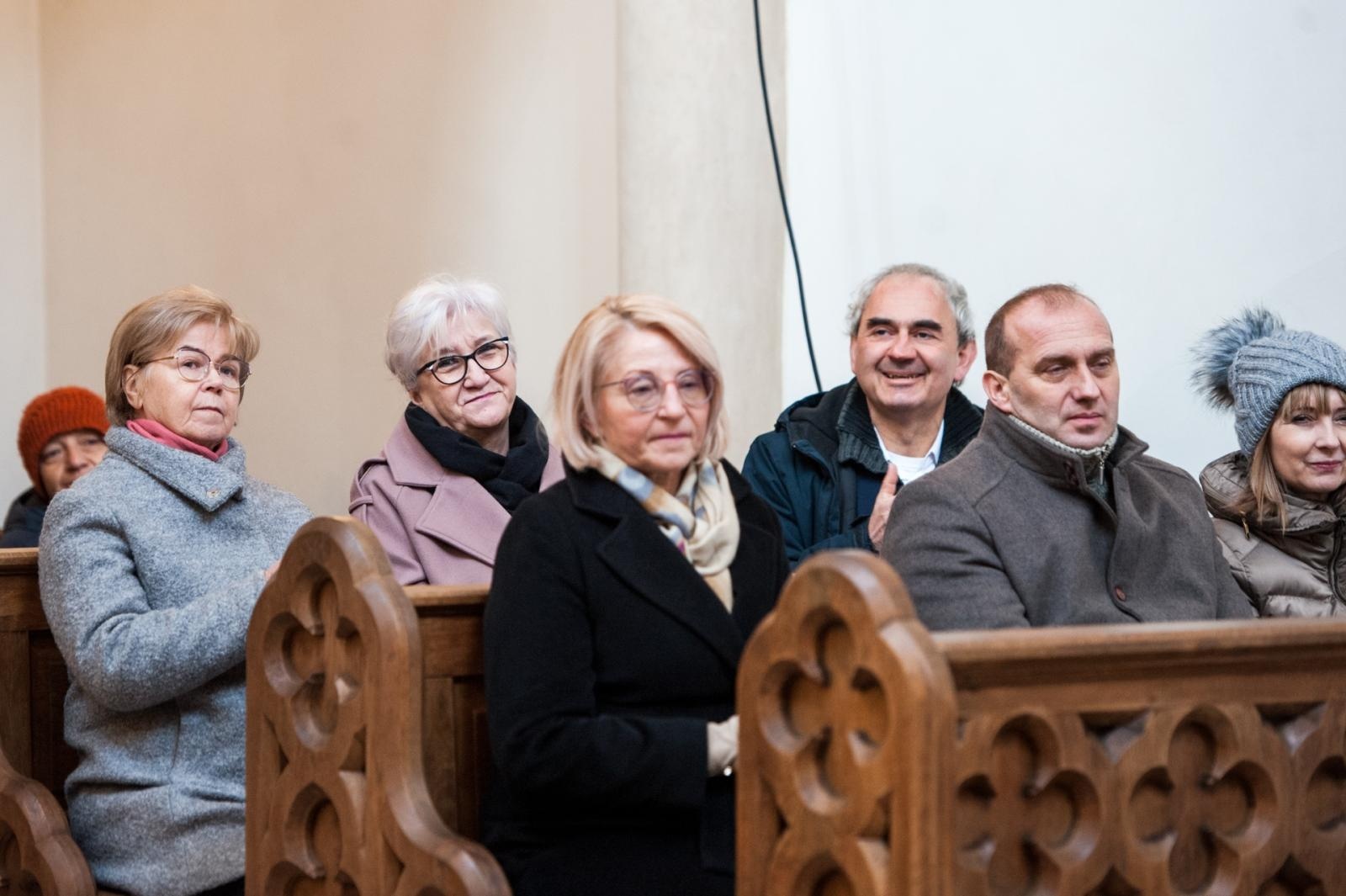 Zdjęcie w galerii na portalu naszraciborz.pl: Msza św. w intencji chorych w kaplicy zamkowej  wiadomości z regionu