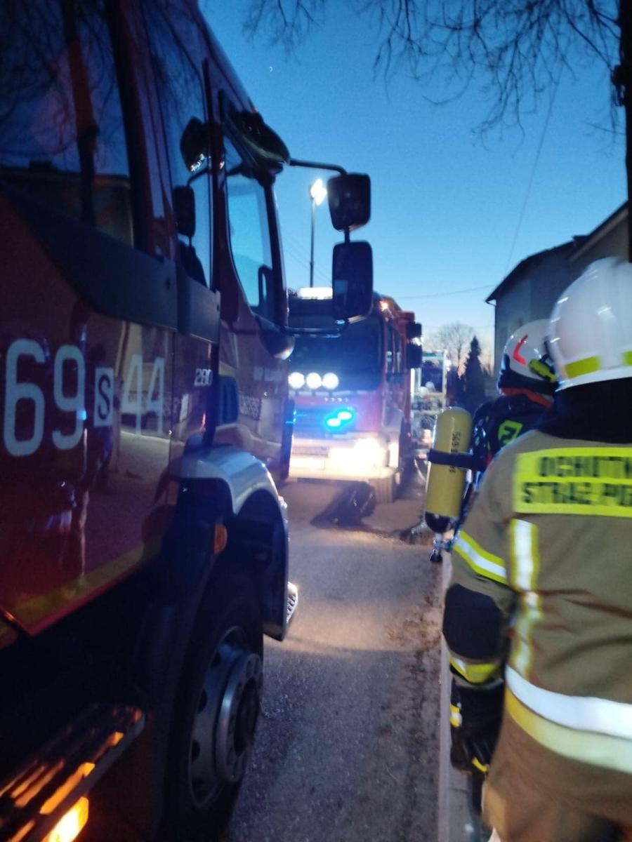 Zdjęcie w galerii na portalu naszraciborz.pl: Zadymienie, pożar i otwarcie mieszkania. Weekend strażaków wiadomości z regionu
