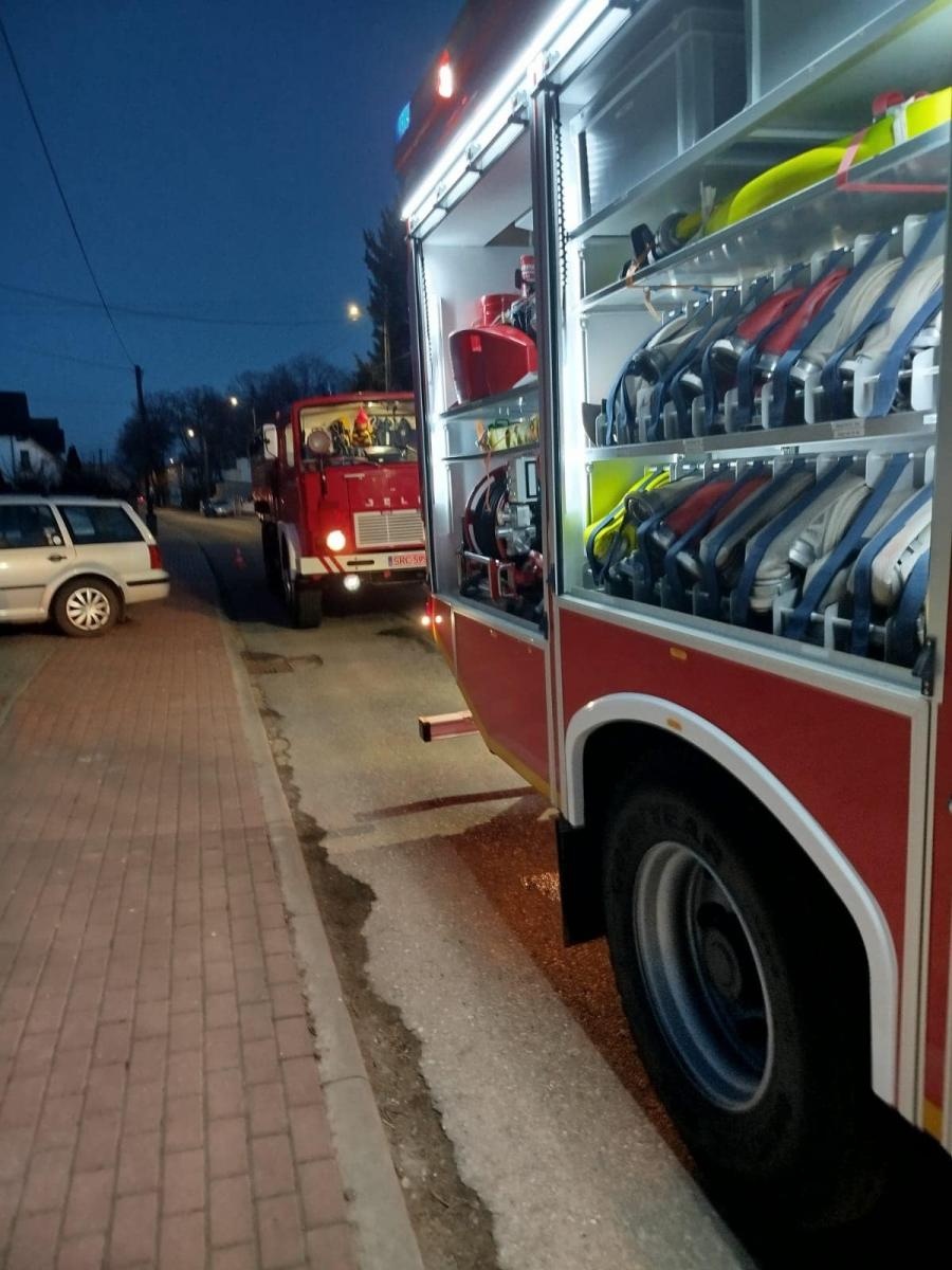 Zdjęcie w galerii na portalu naszraciborz.pl: Zadymienie, pożar i otwarcie mieszkania. Weekend strażaków wiadomości z regionu