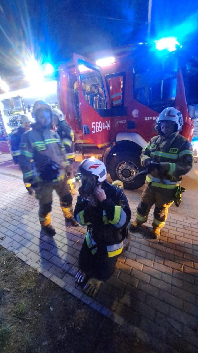 Zdjęcie w galerii na portalu naszraciborz.pl: Zadymienie, pożar i otwarcie mieszkania. Weekend strażaków wiadomości z regionu