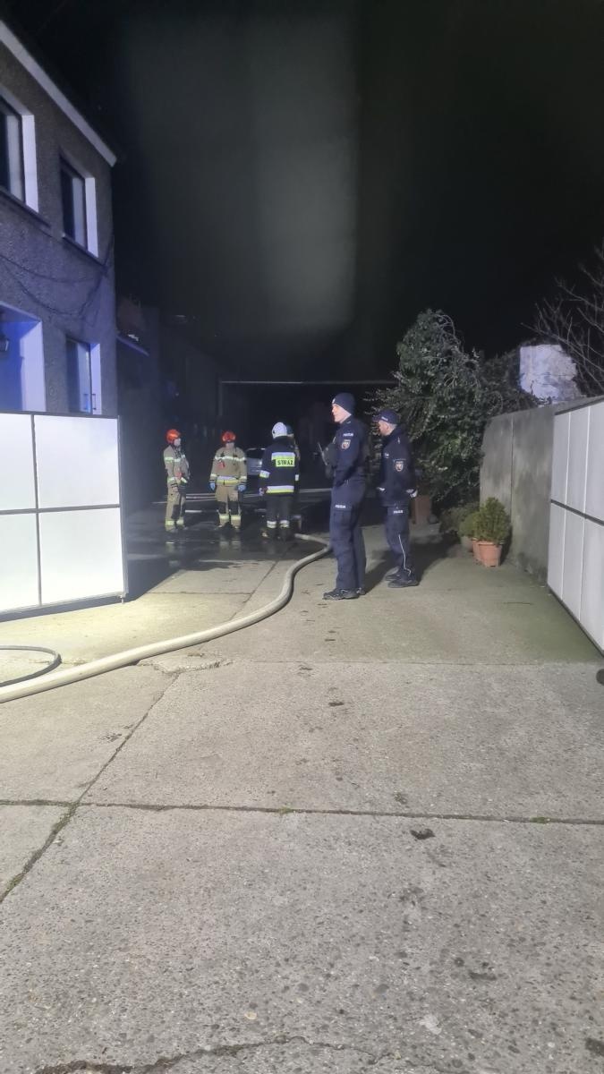 Zdjęcie w galerii na portalu naszraciborz.pl: Zadymienie, pożar i otwarcie mieszkania. Weekend strażaków wiadomości z regionu