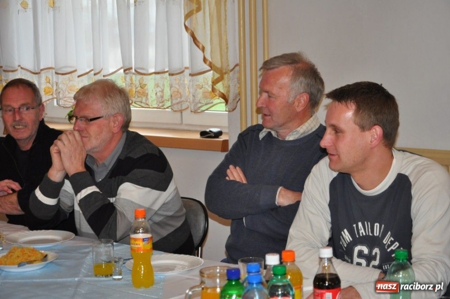 Zdjęcie w galerii na portalu naszraciborz.pl: Pomoc z Niemiec płynąca wiadomości z regionu