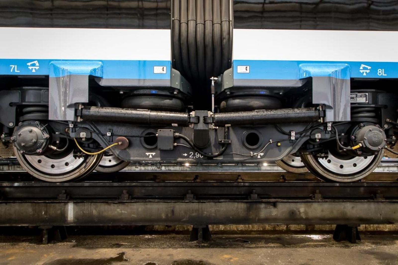 Zdjęcie w galerii na portalu naszraciborz.pl: Impuls 2 - nowoczesny pociąg Kolei Śląskich kursuje na trasie do Raciborza [FOTO] wiadomości z regionu