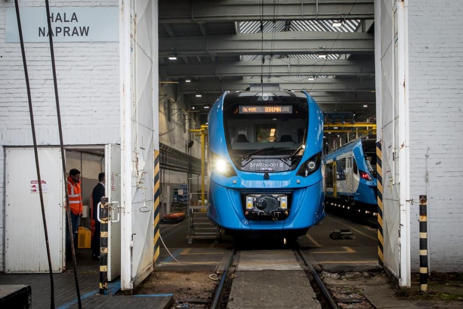 Zdjęcie w galerii na portalu naszraciborz.pl: Impuls 2 - nowoczesny pociąg Kolei Śląskich kursuje na trasie do Raciborza [FOTO] wiadomości z regionu
