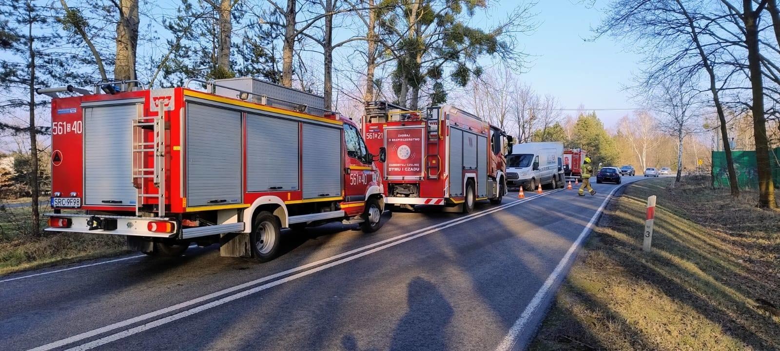 Zdjęcie w galerii na portalu naszraciborz.pl: Kolizja w Nędzy. Zderzyły się trzy pojazdy wiadomości z regionu